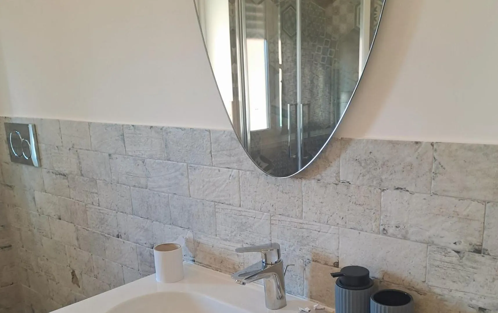 Elegance Penthouse 959 Apartment Rome Italy